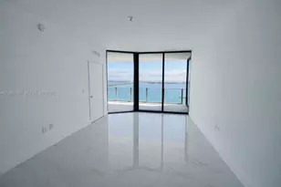 700 NE 24th St, Miami, FL 33137 - Photo 7