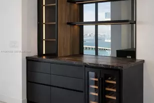 700 NE 24th St, Miami, FL 33137 - Photo 3