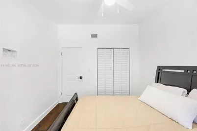 4299 N 76th Ave, Davie, FL 33024 - Photo 33