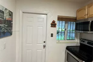 200 W 53rd Terrace, Hialeah, FL 33012 - Photo 17