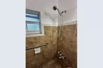 200 W 53rd Ter, Hialeah, FL 33012 - Photo 25