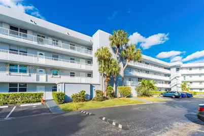 120 Royal Park Dr #4F, Oakland Park, FL 33309 - Photo 19