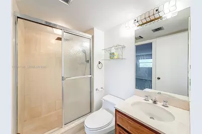 1710 S Ocean Ln #404, Fort Lauderdale, FL 33316 - Photo 35