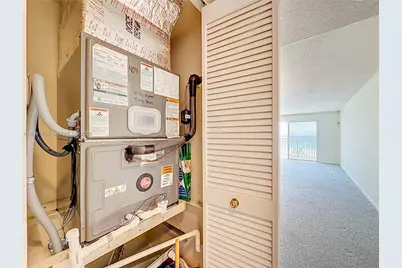 1710 S Ocean Ln #404, Fort Lauderdale, FL 33316 - Photo 31