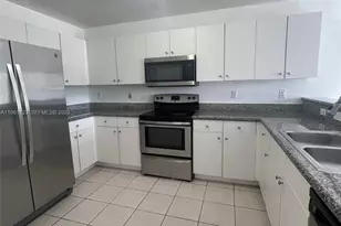 11201 NW 83rd St, Doral, FL 33178 - Photo 3