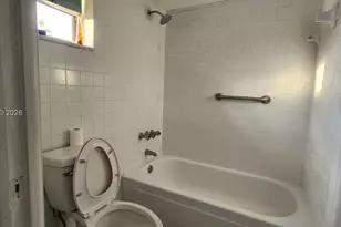 2640 S Garden Dr S, Lake Worth, FL 33461 - Photo 9