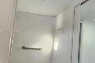 2640 S Garden Dr S, Lake Worth, FL 33461 - Photo 17