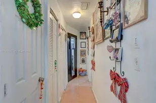 2200 SW 42nd Way, Fort Lauderdale, FL 33317 - Photo 21