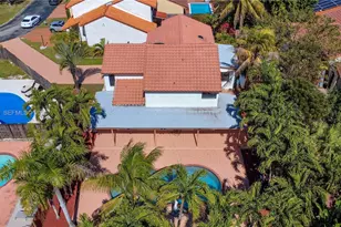 10031 SW 147th Pl, Miami, FL 33196 - Photo 7