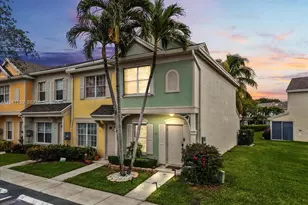 12 Whitehead Cir, Weston, FL 33326 - Photo 3