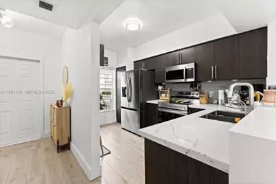 12 Whitehead Cir, Weston, FL 33326 - Photo 5