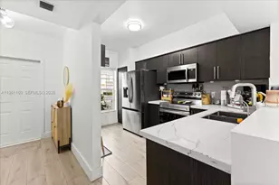 12 Whitehead Cir, Weston, FL 33326 - Photo 5