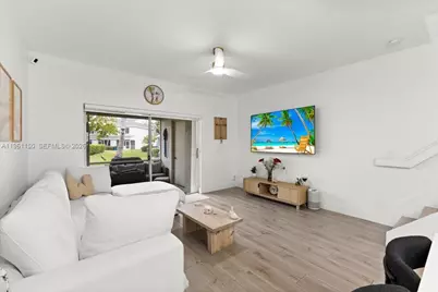 12 Whitehead Cir, Weston, FL 33326 - Photo 13