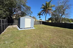 5111 SW 23rd St, West Park, FL 33023 - Photo 27