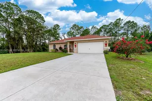 436 Broadmoor St, Lehigh Acres, FL 33974 - Photo 3
