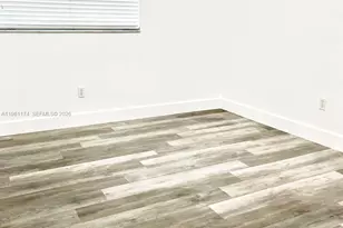 1005 Palm Beach Trace Dr, Royal Palm Beach, FL 33411 - Photo 11