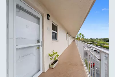 2601 NE 3rd Ct #4030, Boynton Beach, FL 33435 - Photo 3