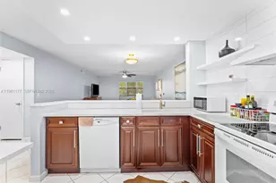 2601 NE 3rd Ct, Boynton Beach, FL 33435 - Photo 11