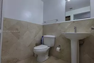 601 NE 36th St, Miami, FL 33137 - Photo 53