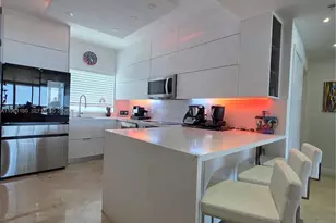 601 NE 36th St, Miami, FL 33137 - Photo 25