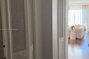 900 NE 18th Ave, Fort Lauderdale, FL 33304 - Photo 5