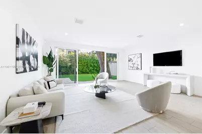 811 NE 17th Way, Fort Lauderdale, FL 33304 - Photo 9