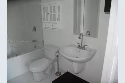 690 SW 1st Ct #1021, Miami, FL 33130 - Photo 11