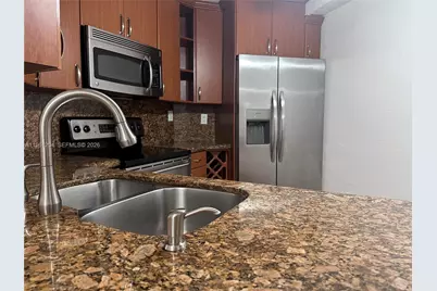 10257 NW 9th St Cir #113-10, Miami, FL 33172 - Photo 1