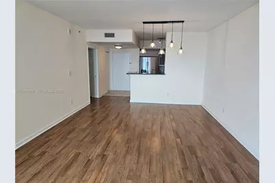 325 S Biscayne Blvd #3116, Miami, FL 33131 - Photo 3