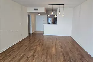 325 S Biscayne Blvd, Miami, FL 33131 - Photo 3