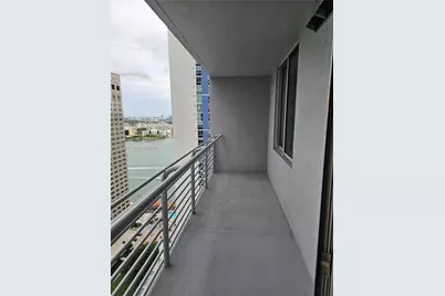 325 S Biscayne Blvd #3116, Miami, FL 33131 - Photo 15