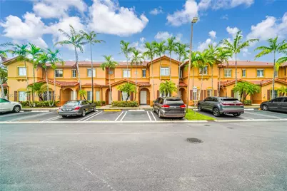 8526 NW 107th Psge #4-40, Doral, FL 33178 - Photo 1