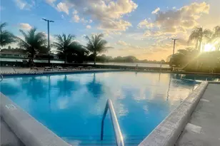 570 Royal Poinciana Ct, Weston, FL 33326 - Photo 69