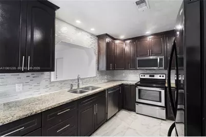 1510 SW 68th Ave, North Lauderdale, FL 33068 - Photo 9