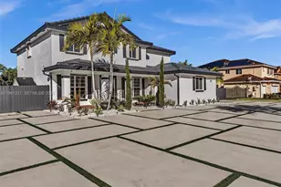 22690 SW 127th Ct, Miami, FL 33170 - Photo 3