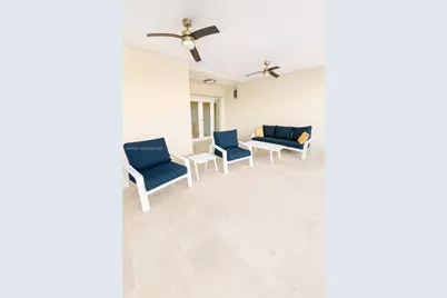 7282 Jacaranda Ln, Miami Lakes, FL 33014 - Photo 5