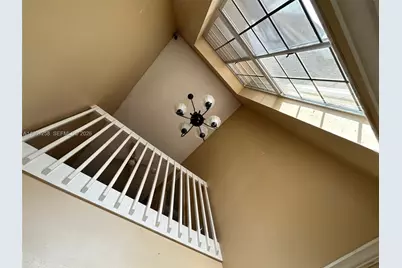 8801 SW 9th Ct, Pembroke Pines, FL 33025 - Photo 13