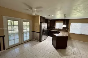 8801 SW 9th Ct, Pembroke Pines, FL 33025 - Photo 23