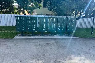 8801 SW 9th Ct, Pembroke Pines, FL 33025 - Photo 97