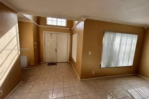 8801 SW 9th Ct, Pembroke Pines, FL 33025 - Photo 13