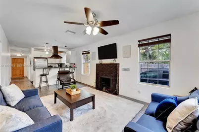 107 Stirling Road, Dania Beach, FL 33004 - Photo 5