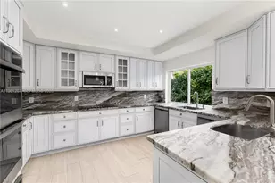 20205 W Oakhaven Cir, Miami, FL 33179 - Photo 5