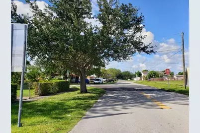 14010 Harrison St, Miami, FL 33176 - Photo 23