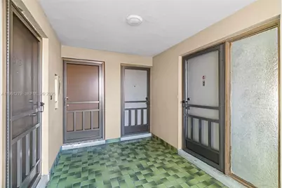 1690 NE 191st St #314-1, Miami, FL 33179 - Photo 3