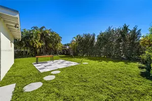 404 N Shore Dr, Miami Beach, FL 33141 - Photo 25