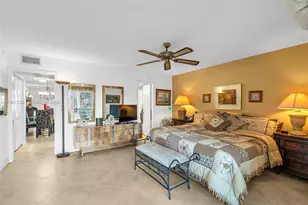 2051 N Newport N, Deerfield Beach, FL 33442 - Photo 11