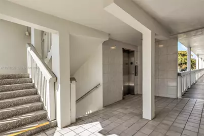 2051 N Newport  N #2051, Deerfield Beach, FL 33442 - Photo 25