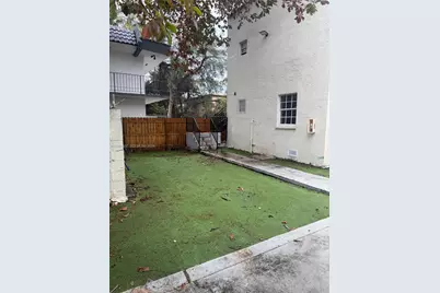 329 NW 11th Ave, Miami, FL 33128 - Photo 5