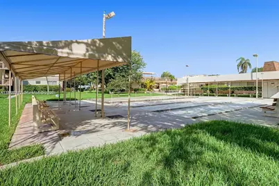 16750 NE 14th Ave #202, Miami, FL 33162 - Photo 17