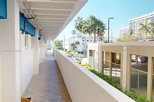 2076 S Ocean Dr, Hallandale Beach, FL 33009 - Photo 39